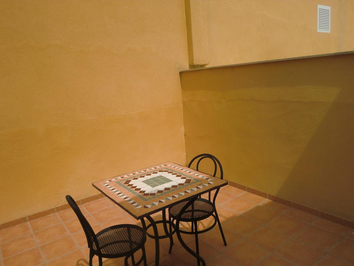Hotel Gasaqui Ayelo de Malferit Bilik gambar