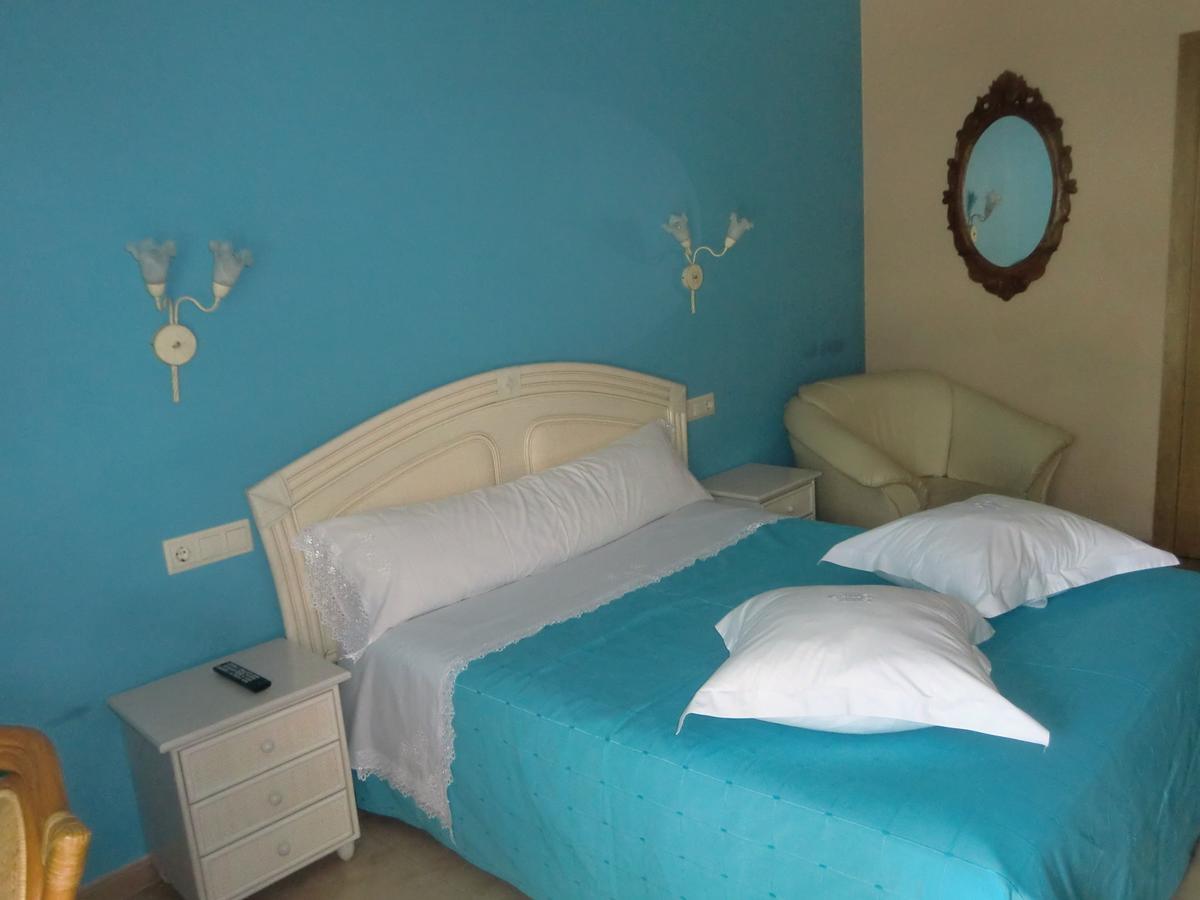 Hotel Gasaqui Ayelo de Malferit Bilik gambar