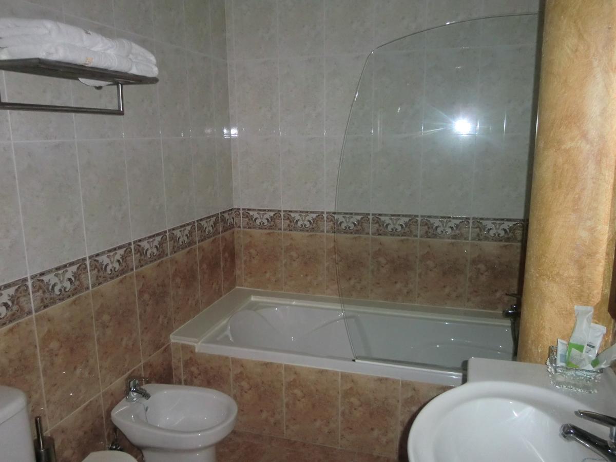 Hotel Gasaqui Ayelo de Malferit Bilik gambar