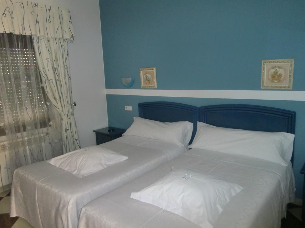Hotel Gasaqui Ayelo de Malferit Bilik gambar
