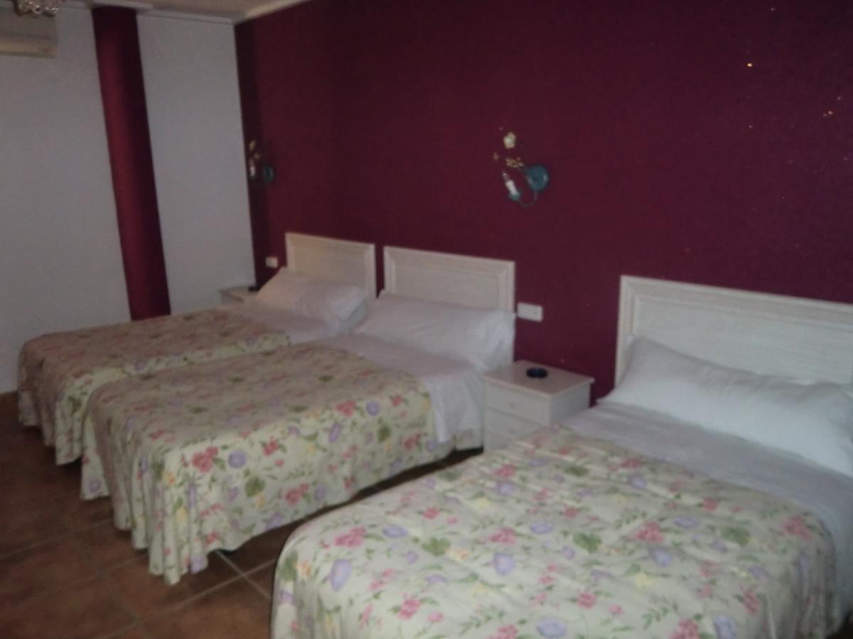Hotel Gasaqui Ayelo de Malferit Bilik gambar