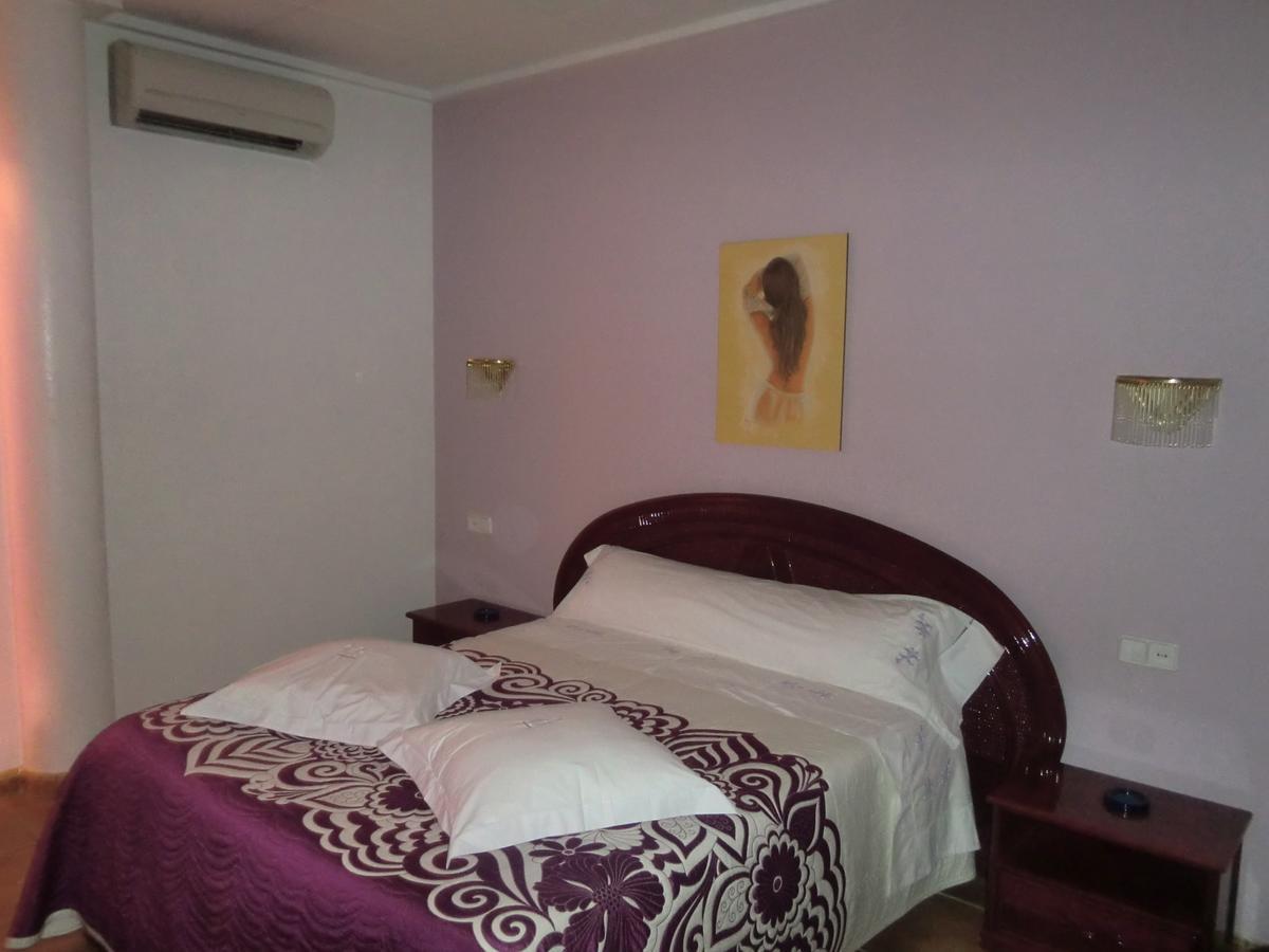 Hotel Gasaqui Ayelo de Malferit Bilik gambar